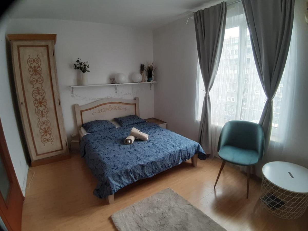 Luxury Piata Romana Center Apartment Букурещ Екстериор снимка