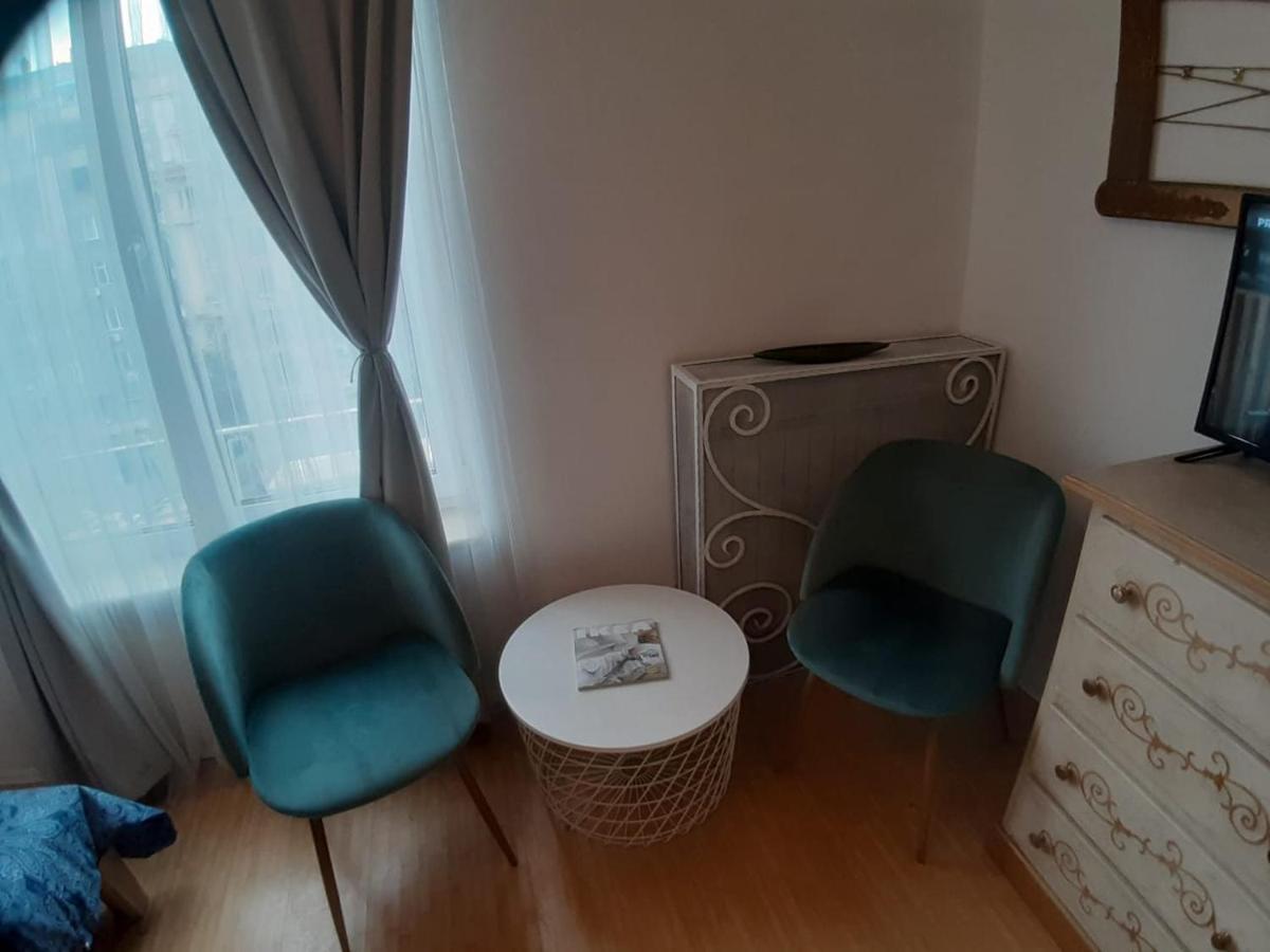 Luxury Piata Romana Center Apartment Букурещ Екстериор снимка