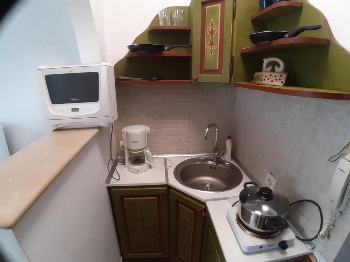 Luxury Piata Romana Center Apartment Букурещ Екстериор снимка